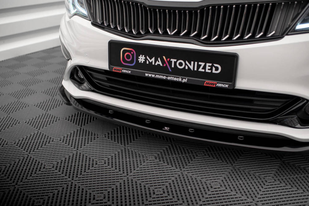 Voorspoiler V.2 Kia Optima Facelift 2018 - 2020 Maxton Glans Zwart