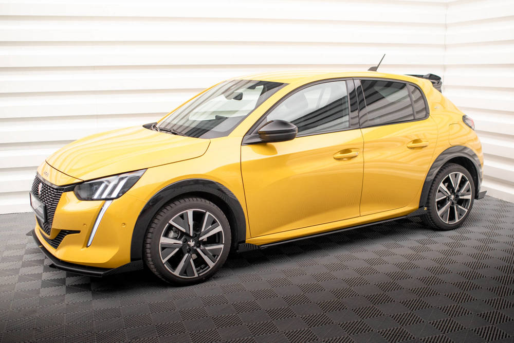 Zijskirts met Canards Street Pro Peugeot 208 GT Maxton