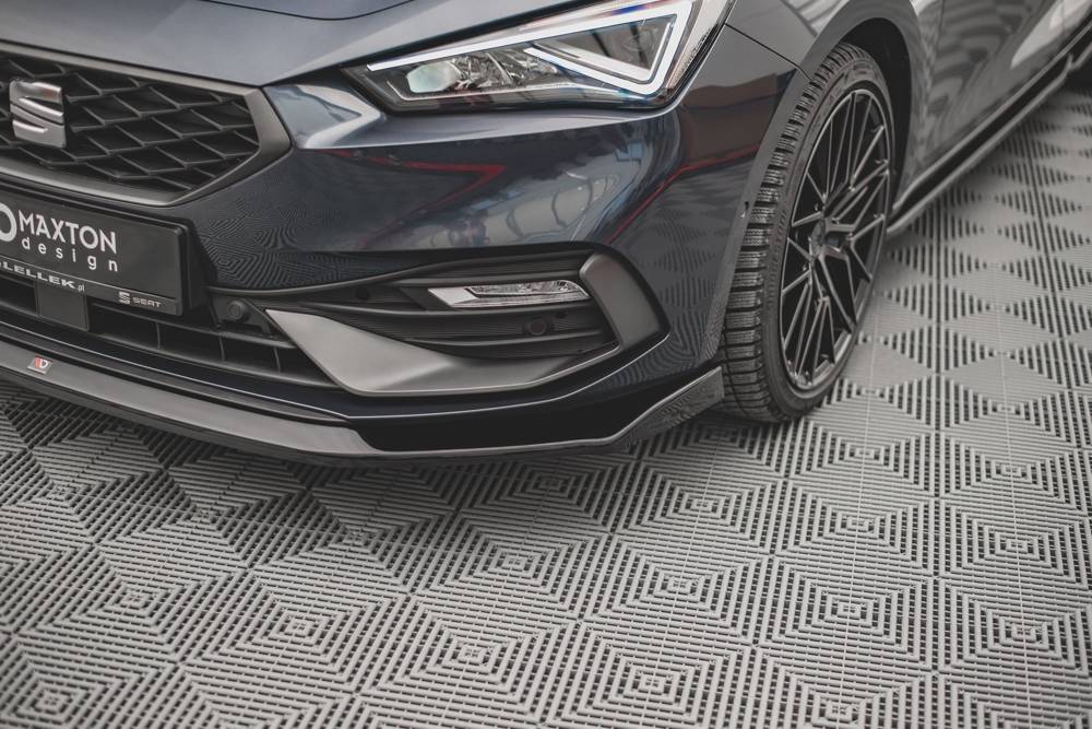 Voorspoiler V.3 Seat Leon FR MK4 Glans Zwart