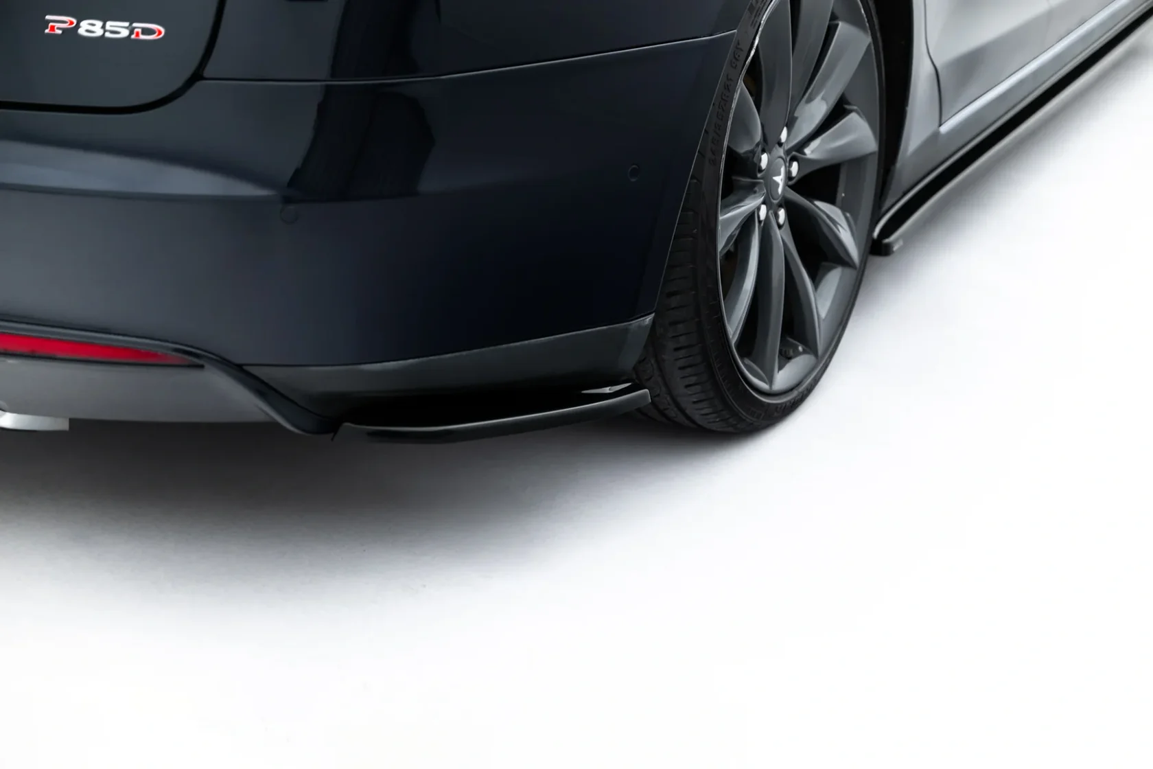 Zij Diffuser V.1 Tesla Model S Mk1 Maxton Glans Zwart