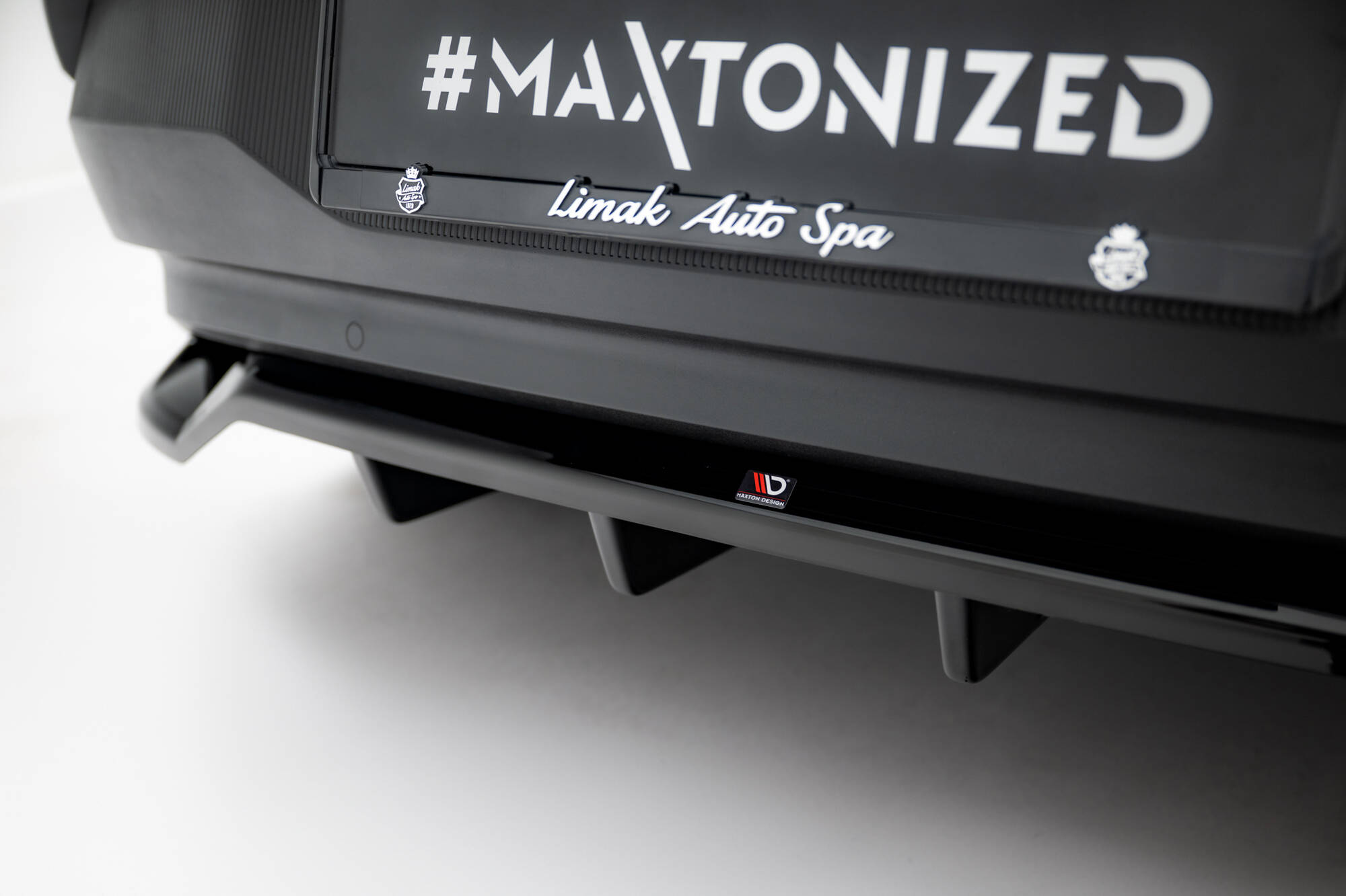 Achter diffuser Volvo EX30 MK1 Maxton Glanzend zwart