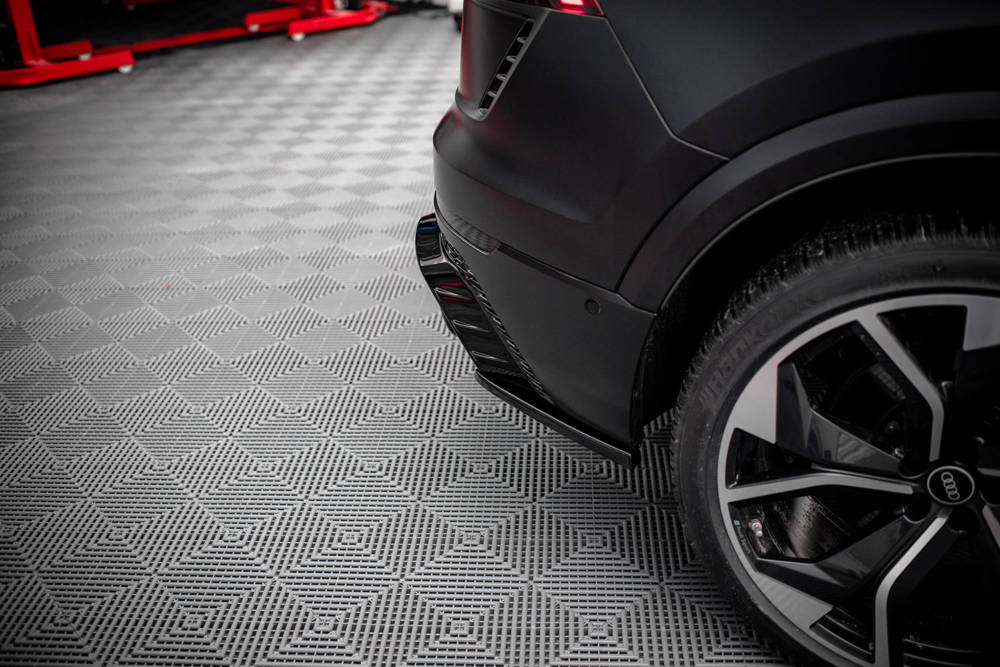Zijdiffuser V.2 Audi RSQ8 Maxton Glans Zwart