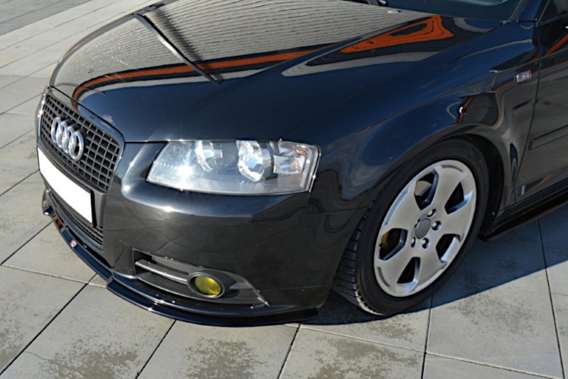 Voorspoiler  Audi A3 8P S-line glanzend zwart