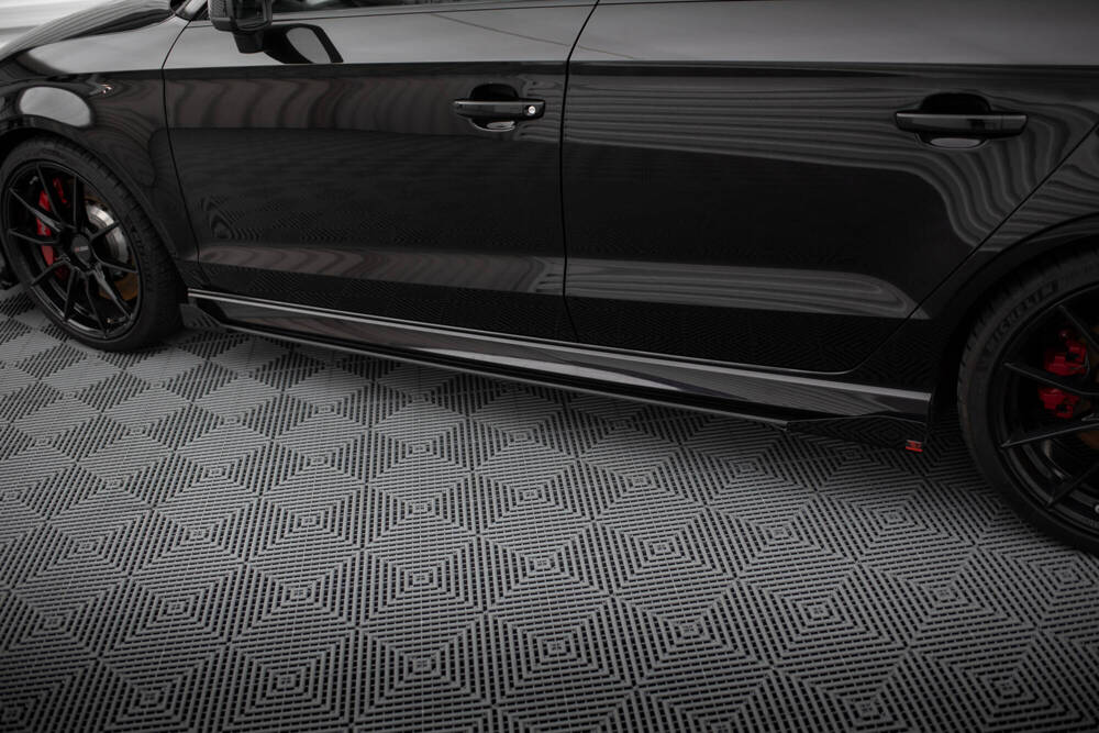 Zijskirts met Canards Audi RS3 Limousine 8V FL Maxton Street Pro