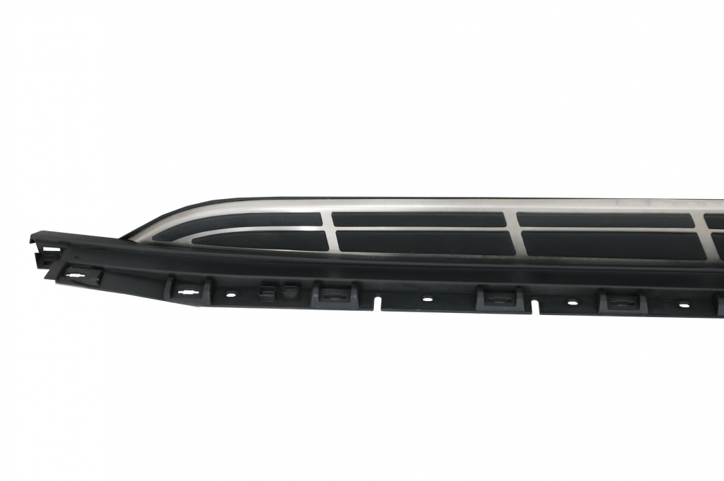 set Sidesteps Porsche Cayenne