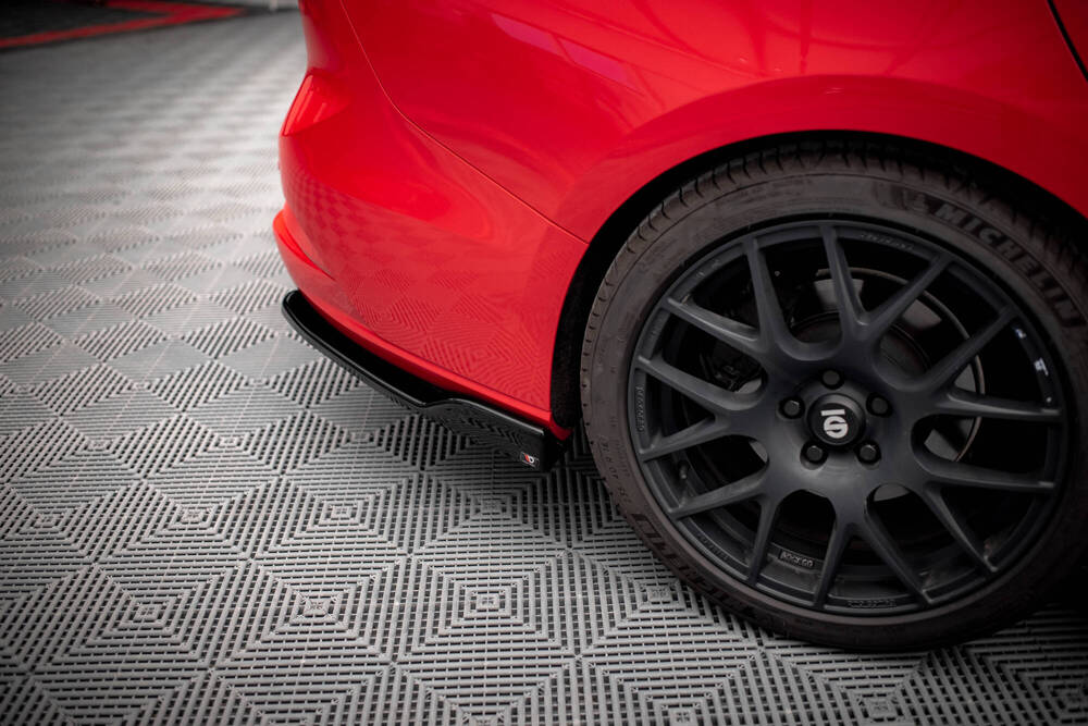 Zijdiffuser V.6 Ford Focus Estate ST-Line Maxton Glans Zwart