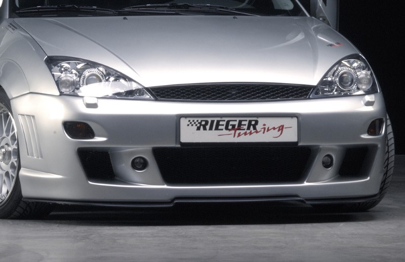 Voorbumper Ford Focus 10.01- met uitsparing voor SPI Rieger
