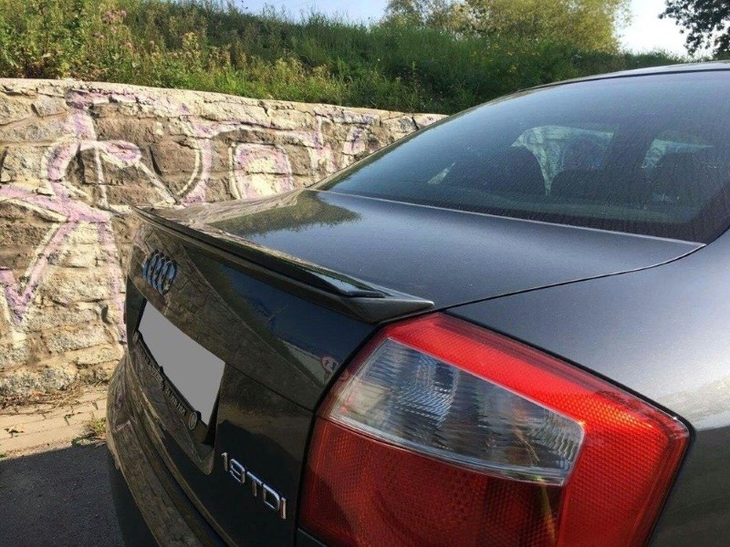 Spoilerkap Audi A4 S-Line B6 Sedan Glanzend Zwart Maxton