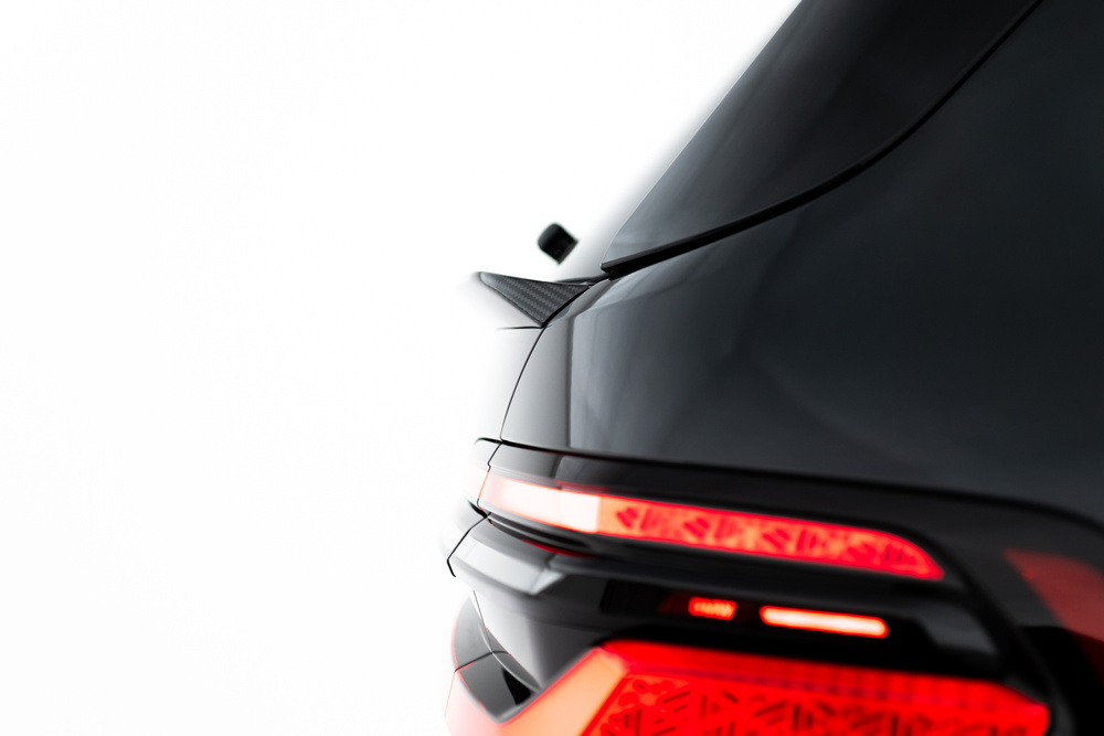 Carbon Fiber Spoiler Cap BMW X7 M-Pack G07 Facelift Maxton