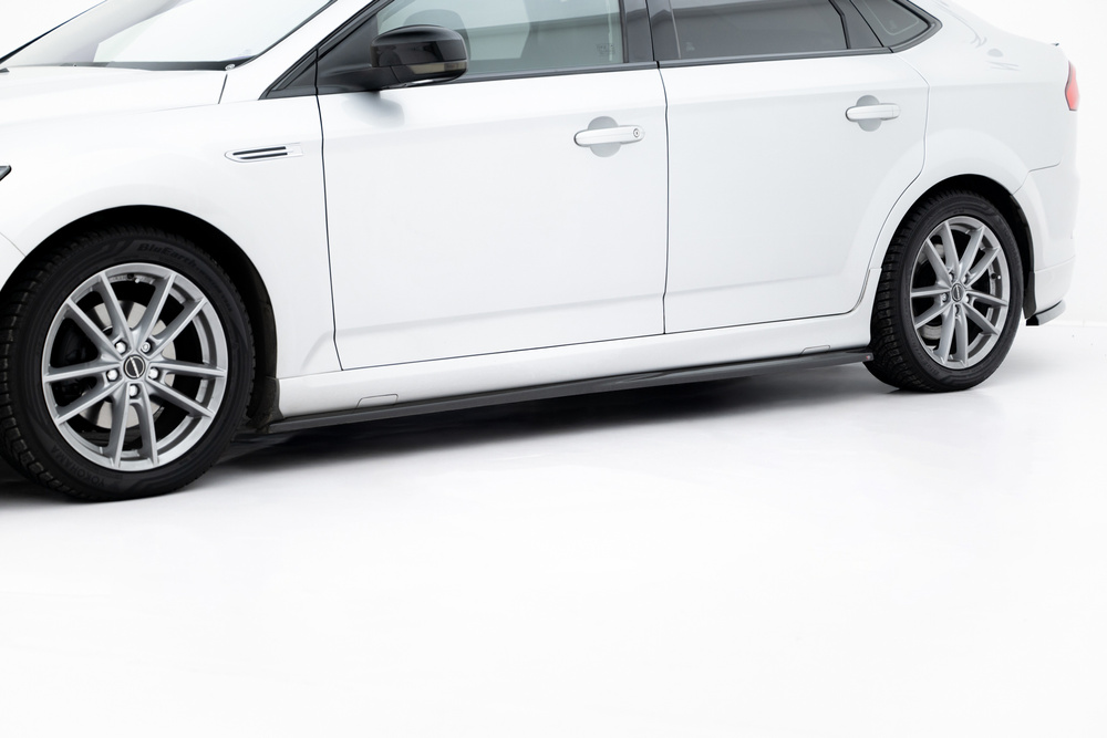 Zijskirts Ford Mondeo ST-Line Sedan MK4 Facelift Maxton