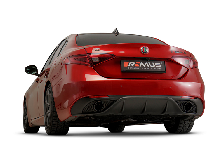 Alfa Romeo Giulia Veloce 2.0 turbo AWD Remus Uitlaat