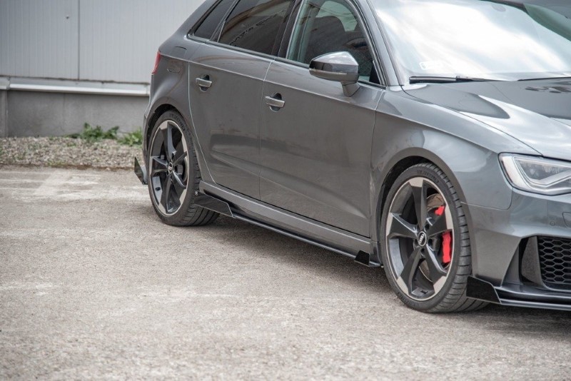 Zijskirts Diffuser + Zwart Glanzende Kleppen Audi RS3 8V Sportback