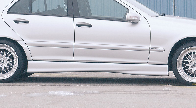Zijskirts Mercedes W203 Rieger