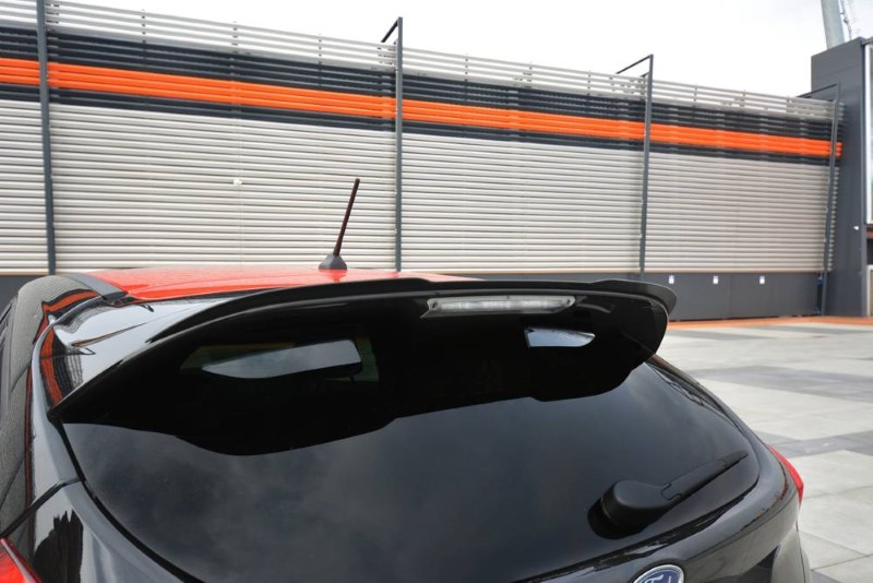 Spoilerkap Ford Focus ST-Line Mk3 FL Glanzend Zwart Maxton