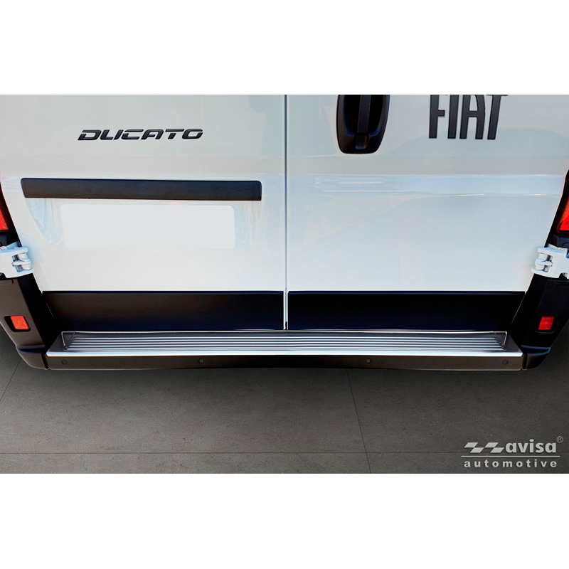 Avisa RVS Achterbumperprotector  Fiat Ducato III Facelift 2023- / Opel Movano III Facelift 2023- / Toyota Proace Max 2024- 'Ribs' (2 delen)