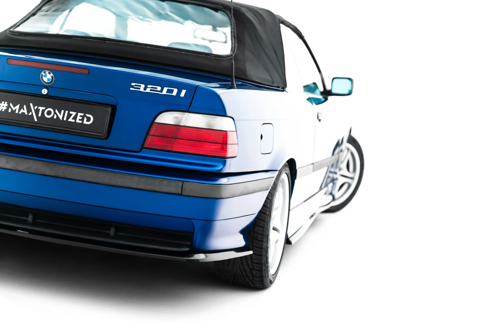 Achter Diffuser / Rear Side Splitters BMW M3 / 3 M-Pack Coupe / Cabrio E36