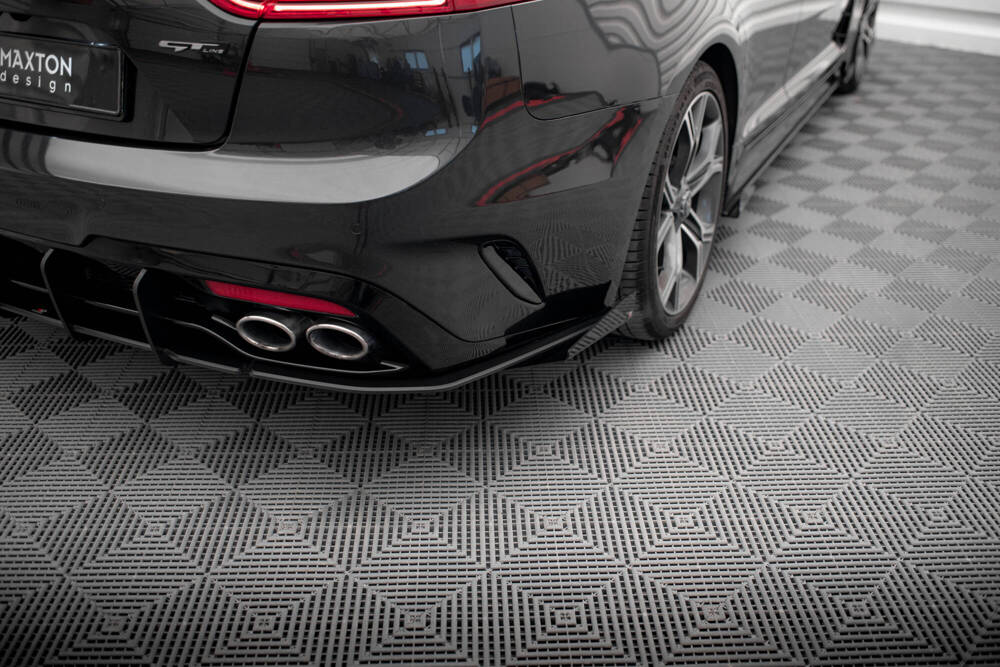 Zijdiffuser met Canards KIA Stinger GT Maxton Street Pro