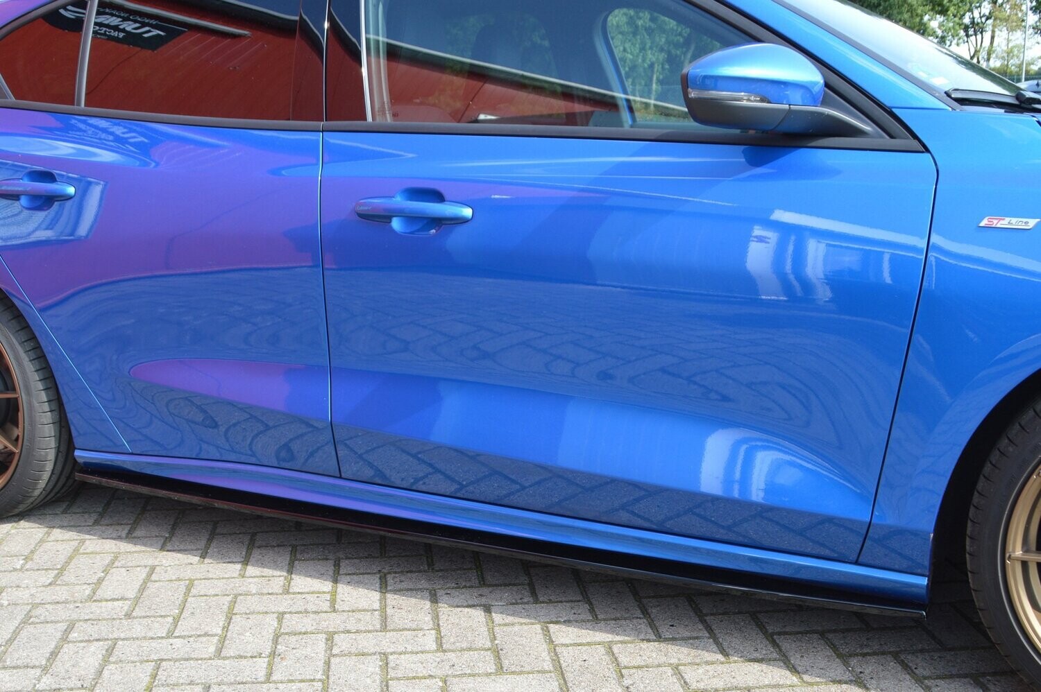 Zijskirts Ford Focus DEH ST-Line 2018-