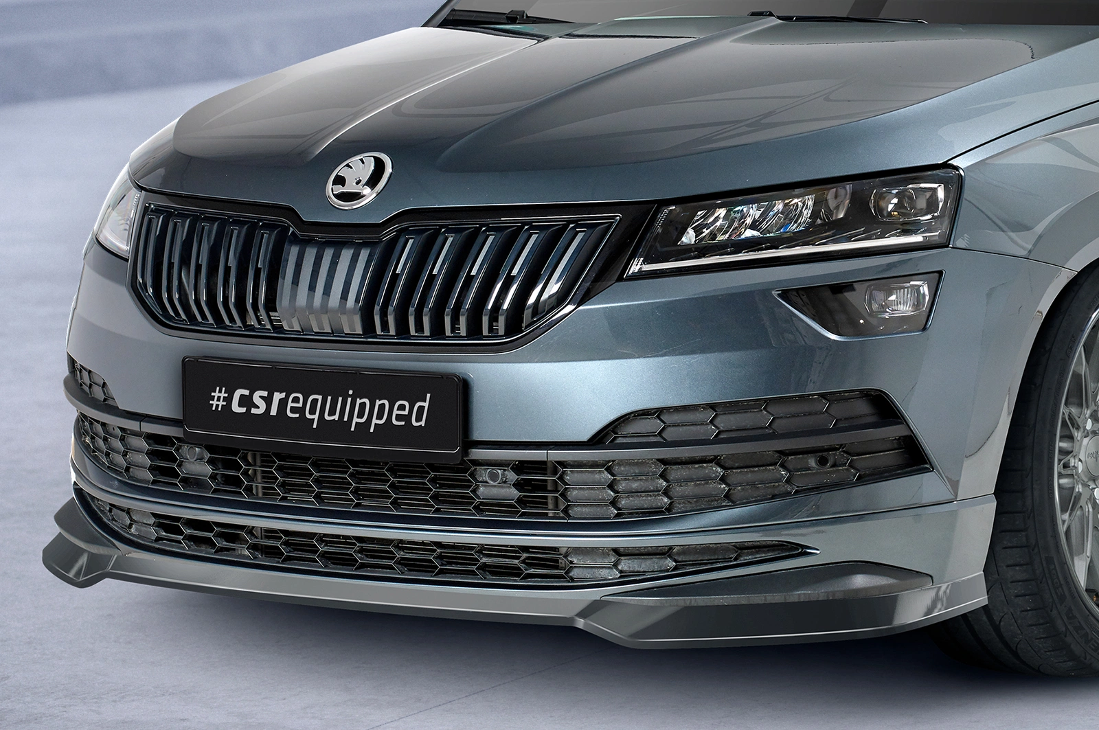 Voorspoiler Skoda Karoq SportLine Glans Zwart van CSR Automotive (2017-)