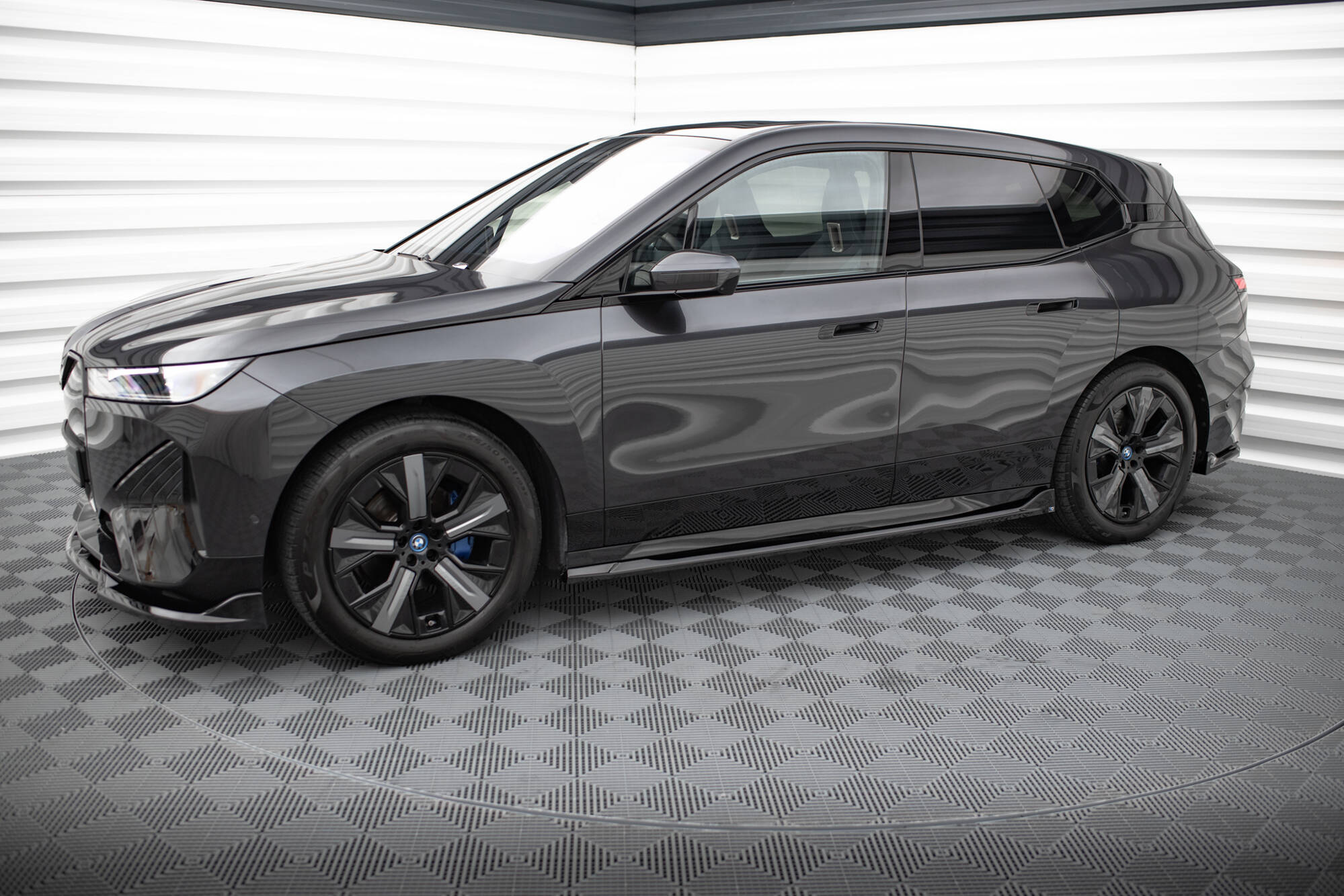 Bodykit BMW iX M-Pack i20 (2021–2025)