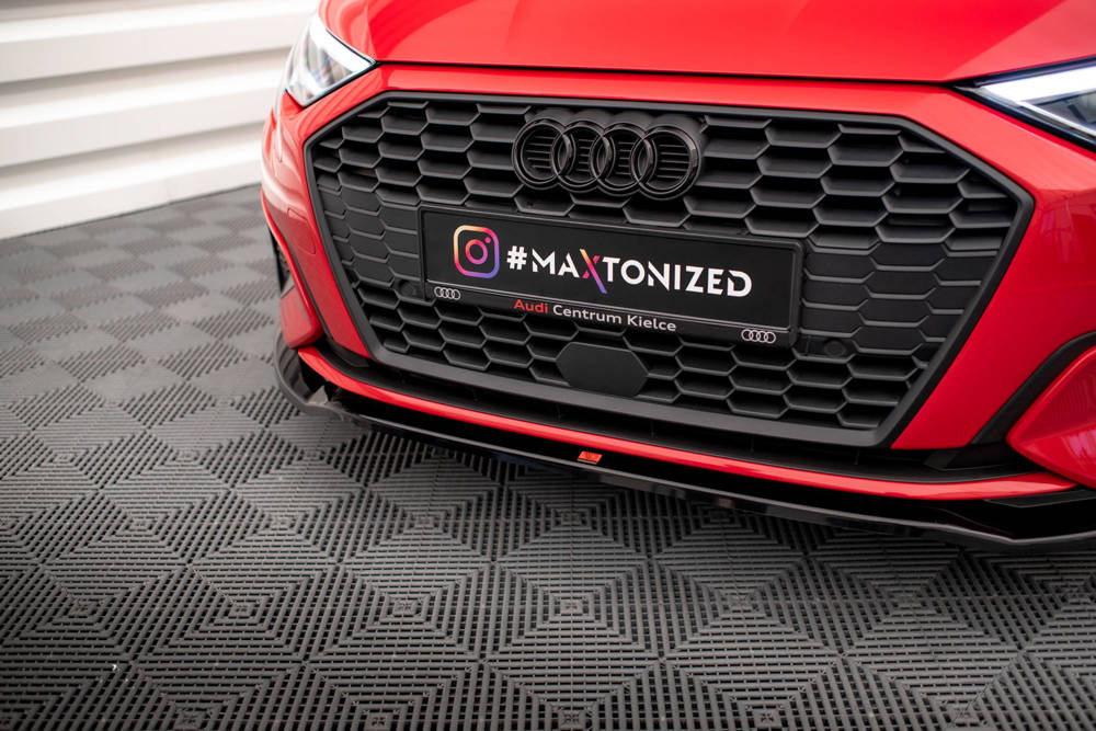 Voorspoiler V.2 Audi A3 8Y Maxton Glans Zwart