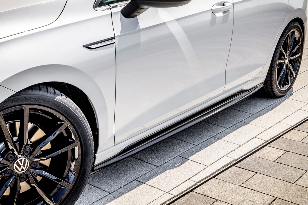 Zijskirts Volkswagen Golf 8 Oettinger