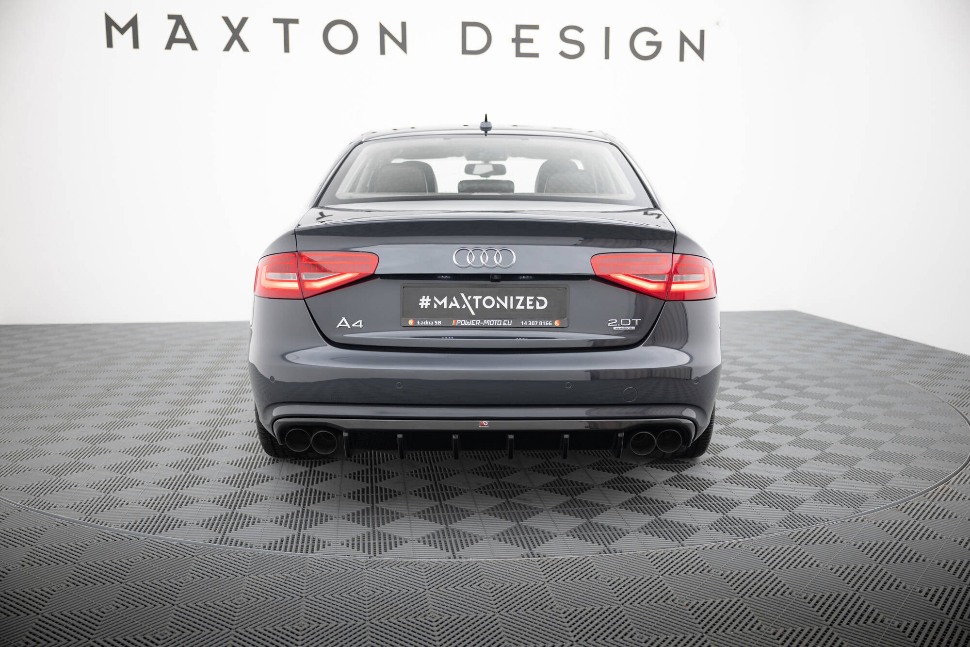 Achter Diffuser Audi A4 B8 Facelift Maxton Glans zwart (dubbele uitlaat aan beide kanten)