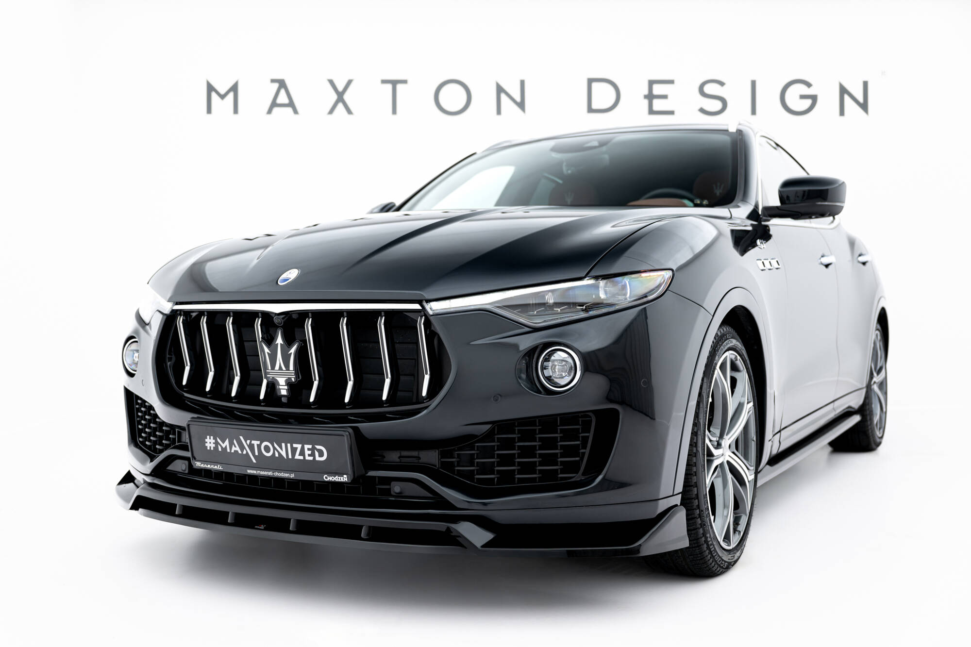 Voorspoiler Maserati Levante GT MK1 Facelift maxton Glanzend zwart