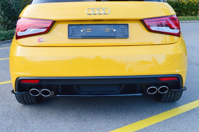 Centrale achtersplitter Audi S1 8X glanzend zwart