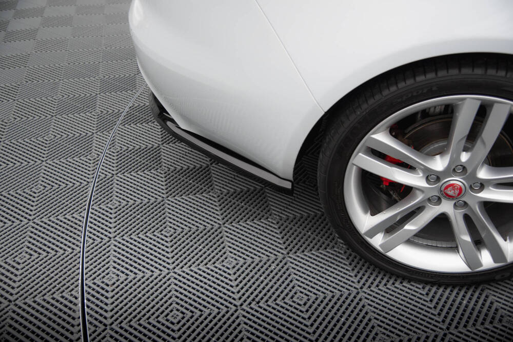 Diffuser Jaguar XE R-Sport X760 Maxton Glans Zwart