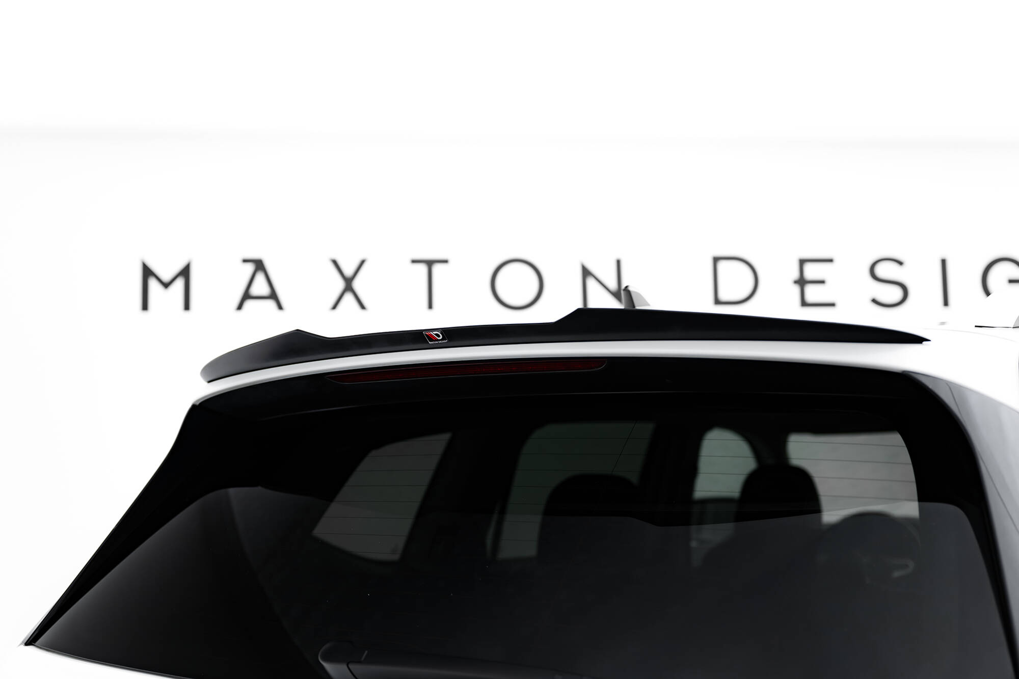 Spoiler Cap Volkswagen Atlas R-Line MK1 Facelift 2 Maxton Glanzend zwart