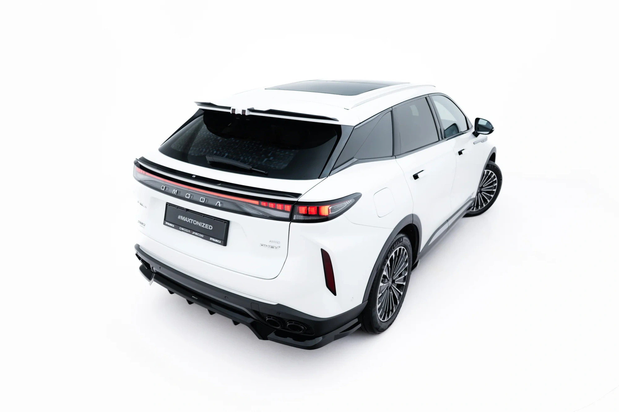 Upper Spoiler Cap Omoda 9 Mk1 Maxton Glanzend Zwart