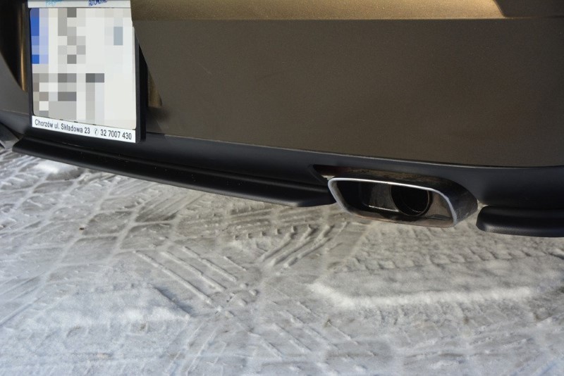 Centrale Achterspoiler Dodge Challenger MK3. Phase-I SRT8 Coupe (zonder verticale bars) Glanzend Zwa