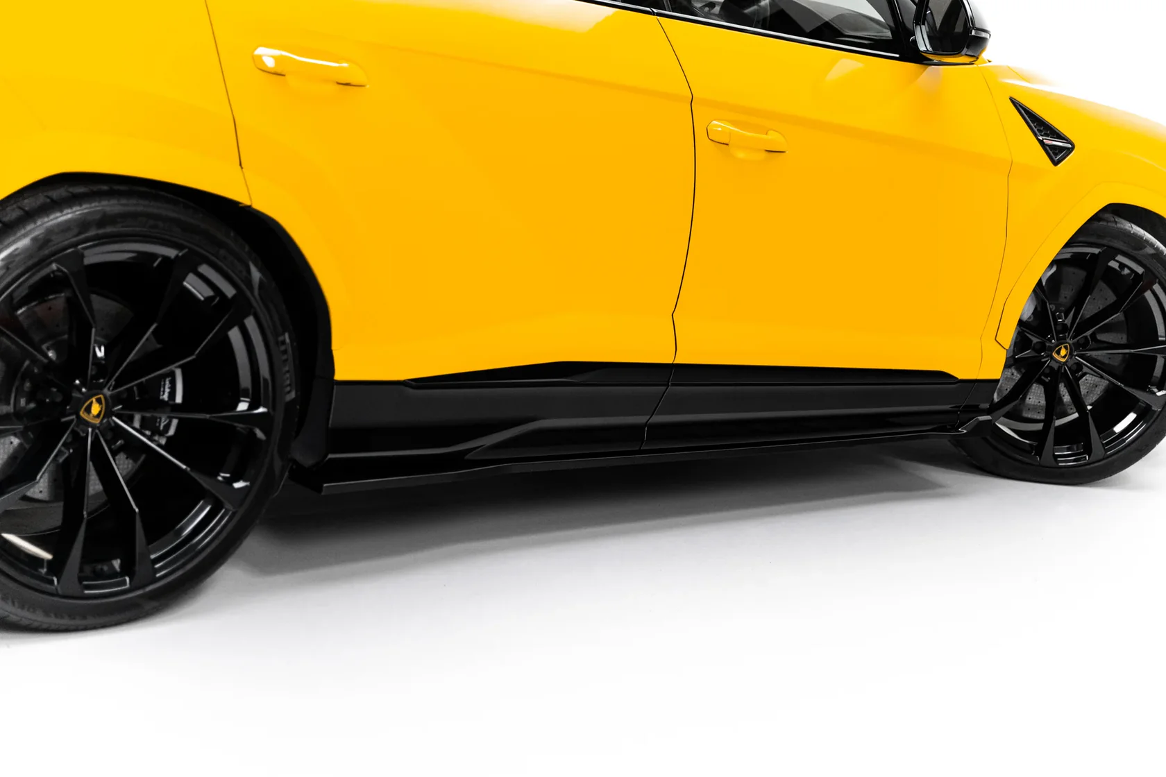 Lamborghini Urus Mk 1 Zijskirts Carbon Fiber