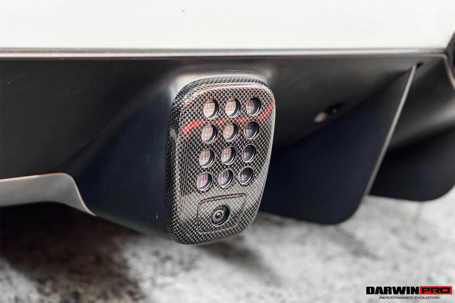 Ferrari 488 GTB/Spyder Dry Carbon Fiber Rear Rain Light Cover 2015-2019