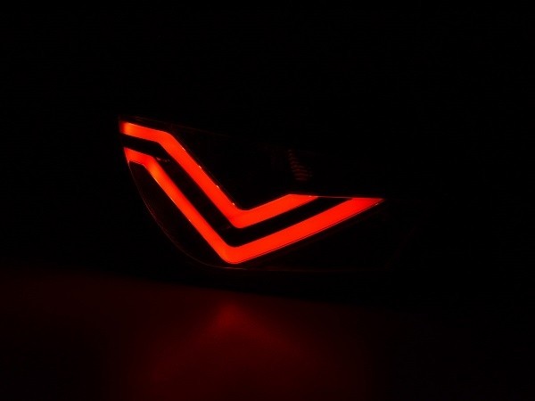 Taillights Seat Ibiza 6J Lightbar red-clear 08-12 only 3-