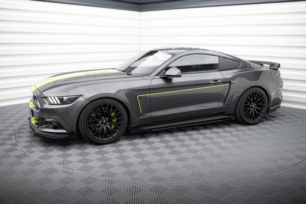 Zijskirts Diffusors Ford Mustang GT MK6 Zwart Street Pro + Flaps