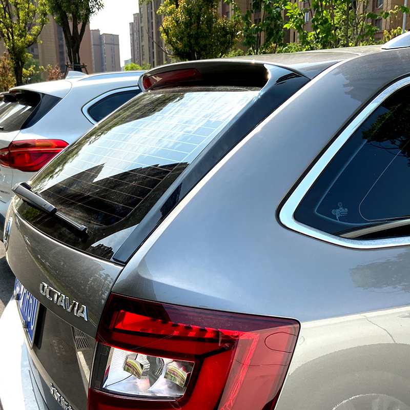 Set achterruit side-spoilers  Skoda Octavia III Kombi 2013-2020 excl. RS (ABS Glanzend zwart)