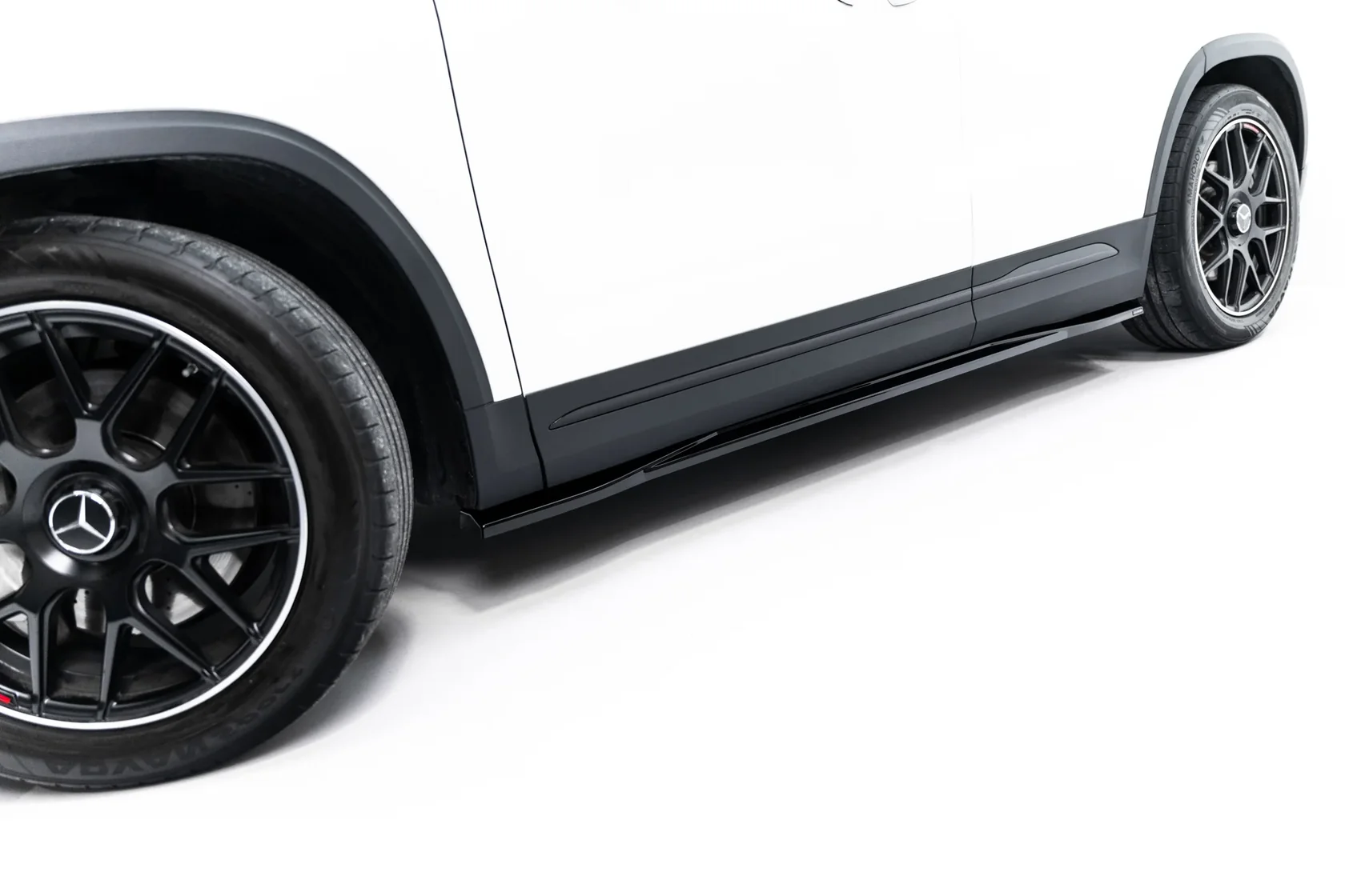 Zijskirts Mercedes-AMG GLA 35 H247 Glans Zwart
