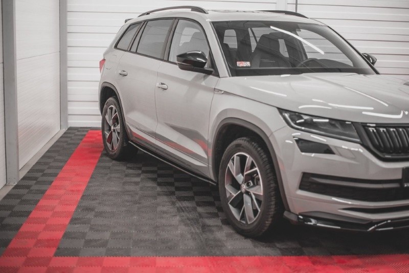 Zijskirts Skoda Kodiaq 1 sportline Maxton Design glans zwart