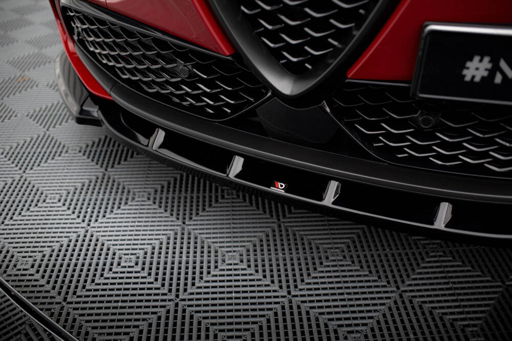 Voorspoiler V.2 Alfa Romeo Tonale Maxton Glans Zwart
