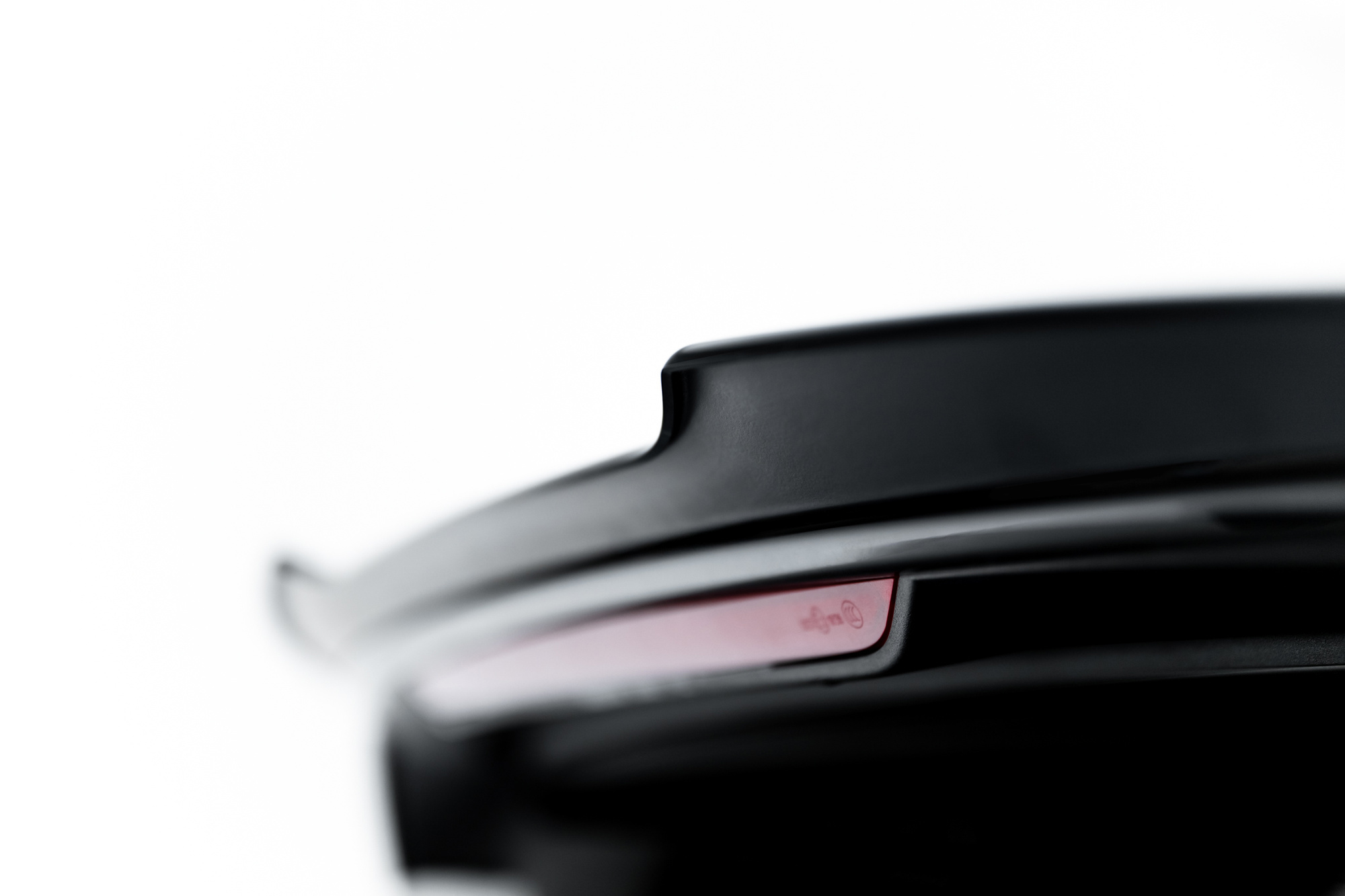 Spoiler V.1 Volkswagen Golf 8 Maxton Glans Zwart