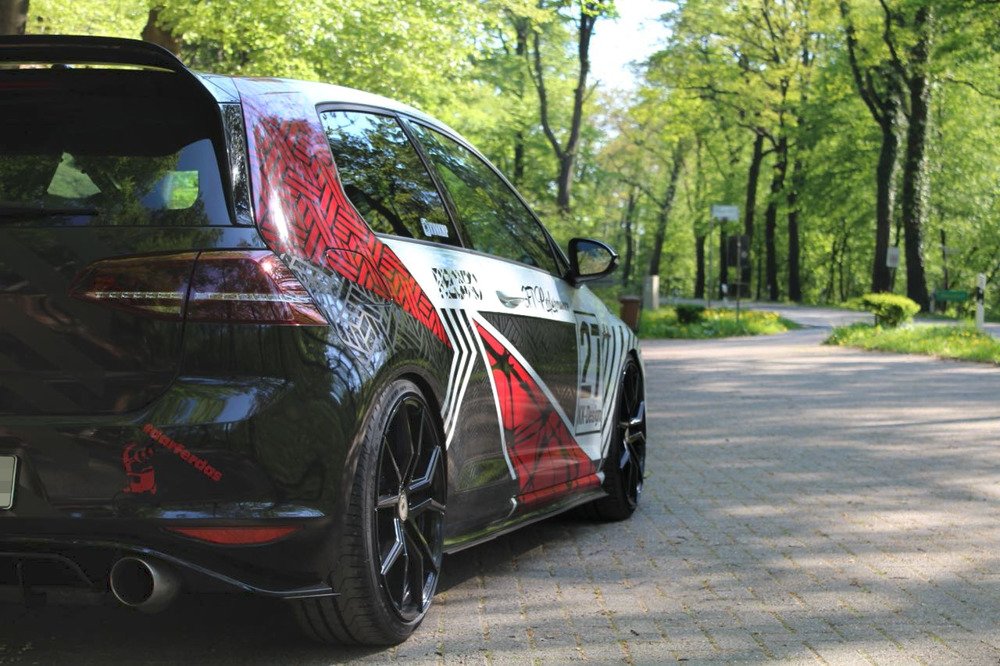 Zijskirts VW Golf 7 GTI Clubsport Racing