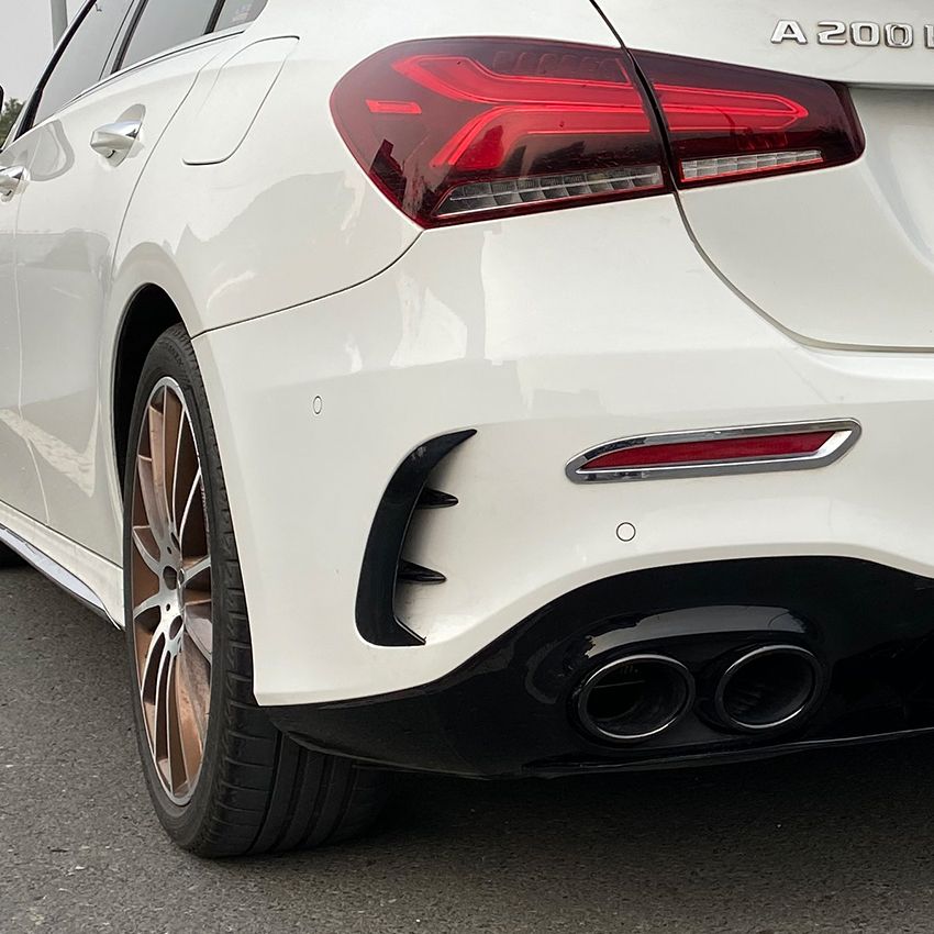 Canards Mercedes A Klasse W177 AMG line Glans Zwart