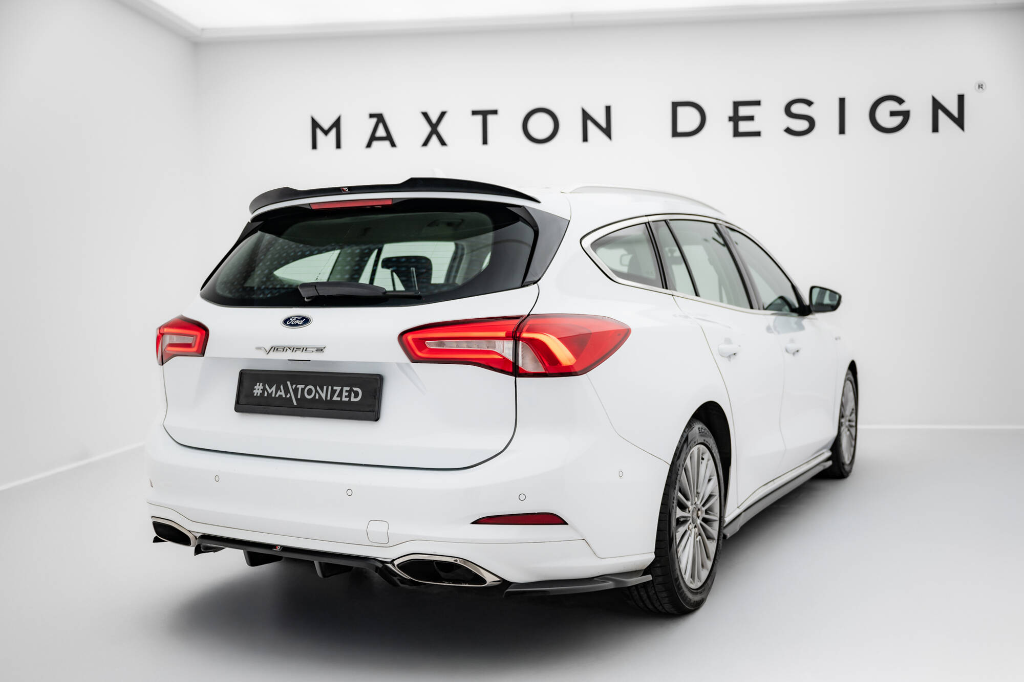 Achter Diffuser Ford Focus Vignale MK4 Maxton Glanzend zwart
