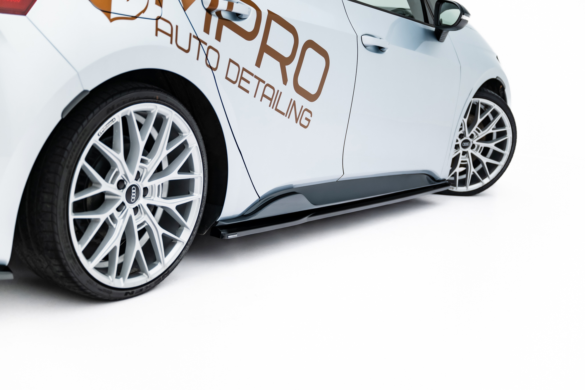 Zijskirts Cupra Born Mk1 2021 – Maxton Design