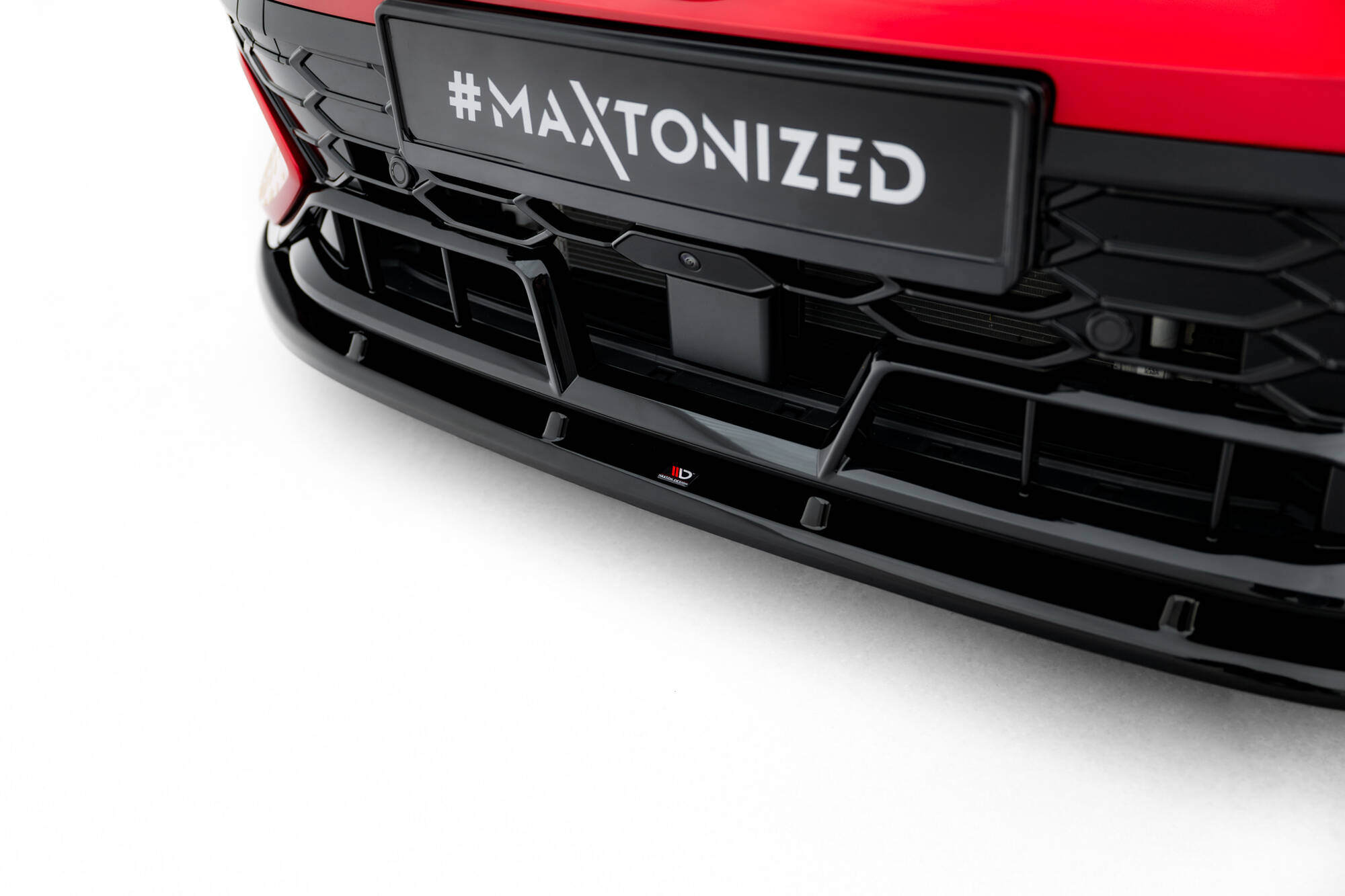 Voorspoiler V.2 Volkswagen Golf GTI Clubsport MK8 Facelift Maxton Glanzend zwart