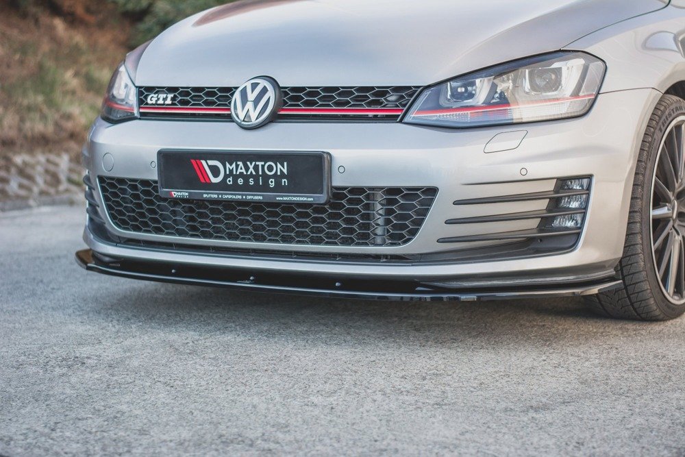Voorspoiler V.1 VW Golf 7 GTI Maxton Glans Zwart