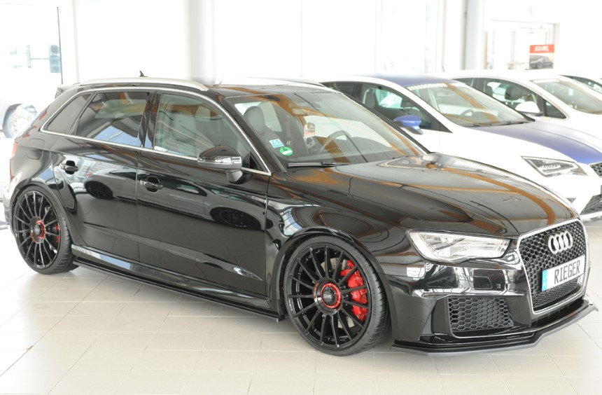 Voorspoiler Audi RS3 8V Sportback Rieger glans zwart