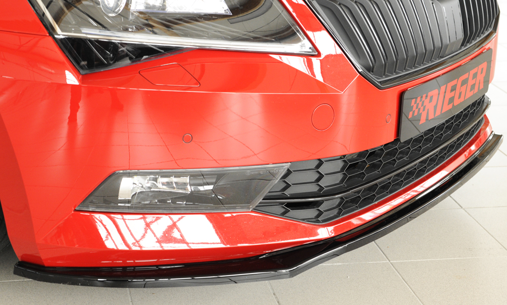 Voorspoiler Skoda Superb III 3T/3V 2013-2019 Zwart Glans Rieger